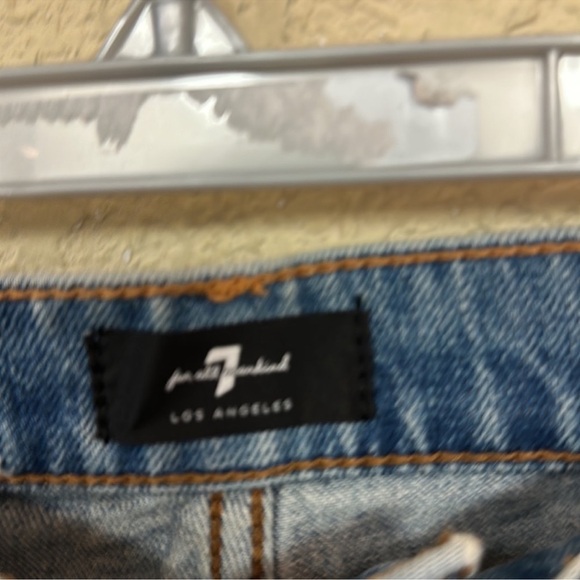 7 For All Mankind Embroidered Shorts - Picture 4 of 6